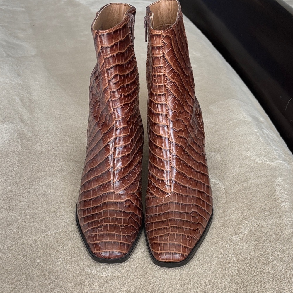 Vionic Harper Brown Crocodile Pattern Ankle Boots… - image 2